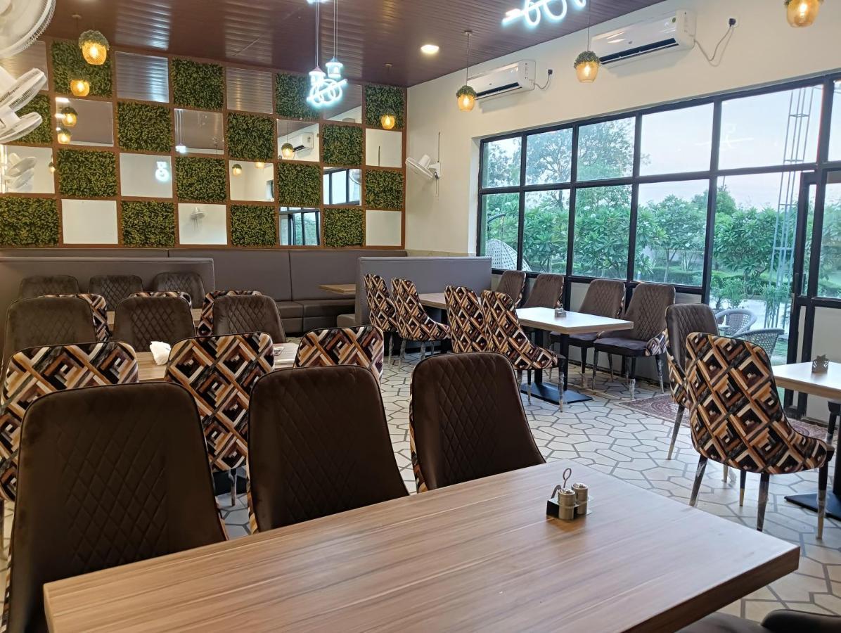 The Govindam Resort Vrindāvan Dış mekan fotoğraf